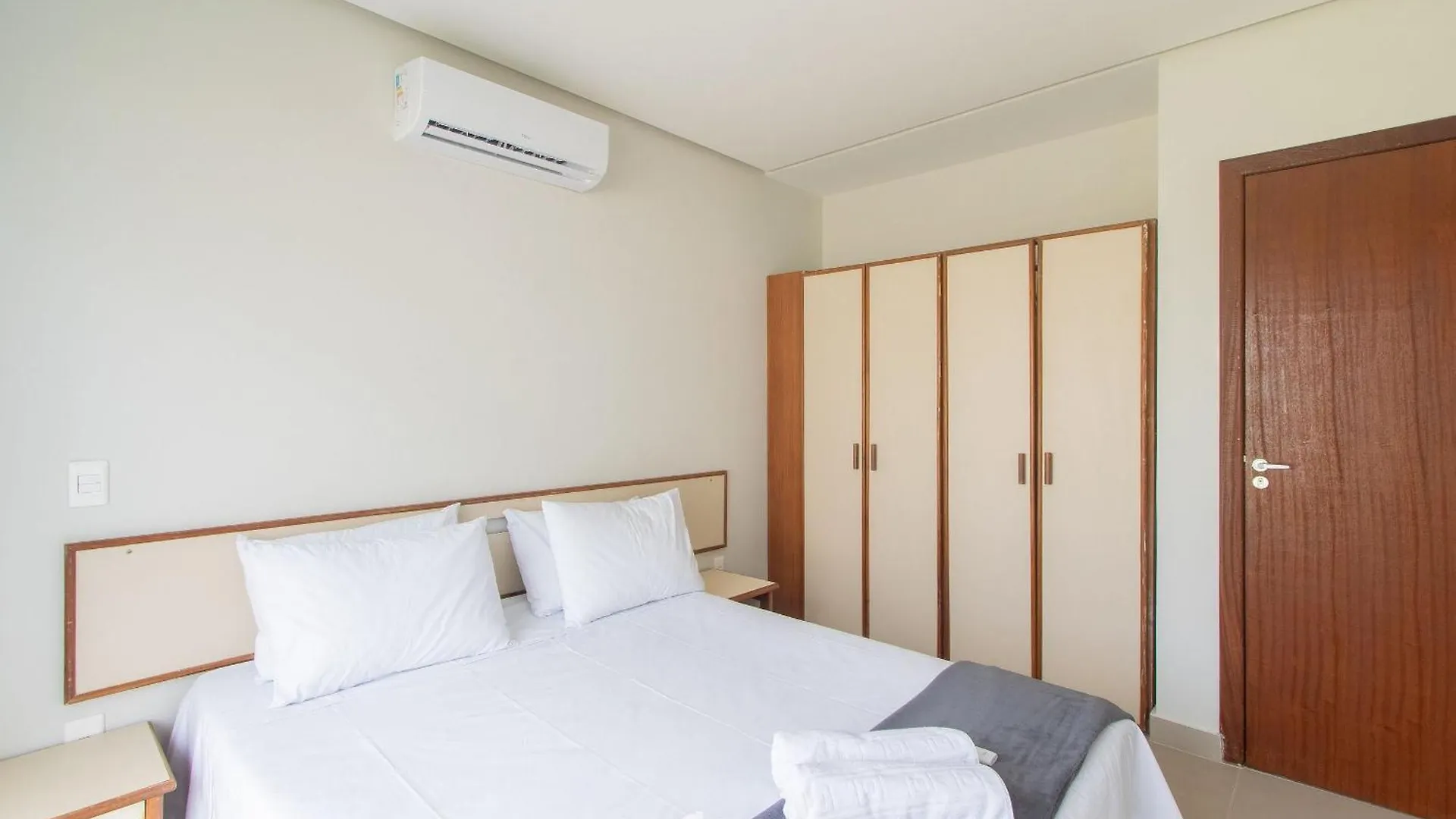 Apartamentos Prox. Da Praia Do Muta/Ba - Rfms Porto Seguro