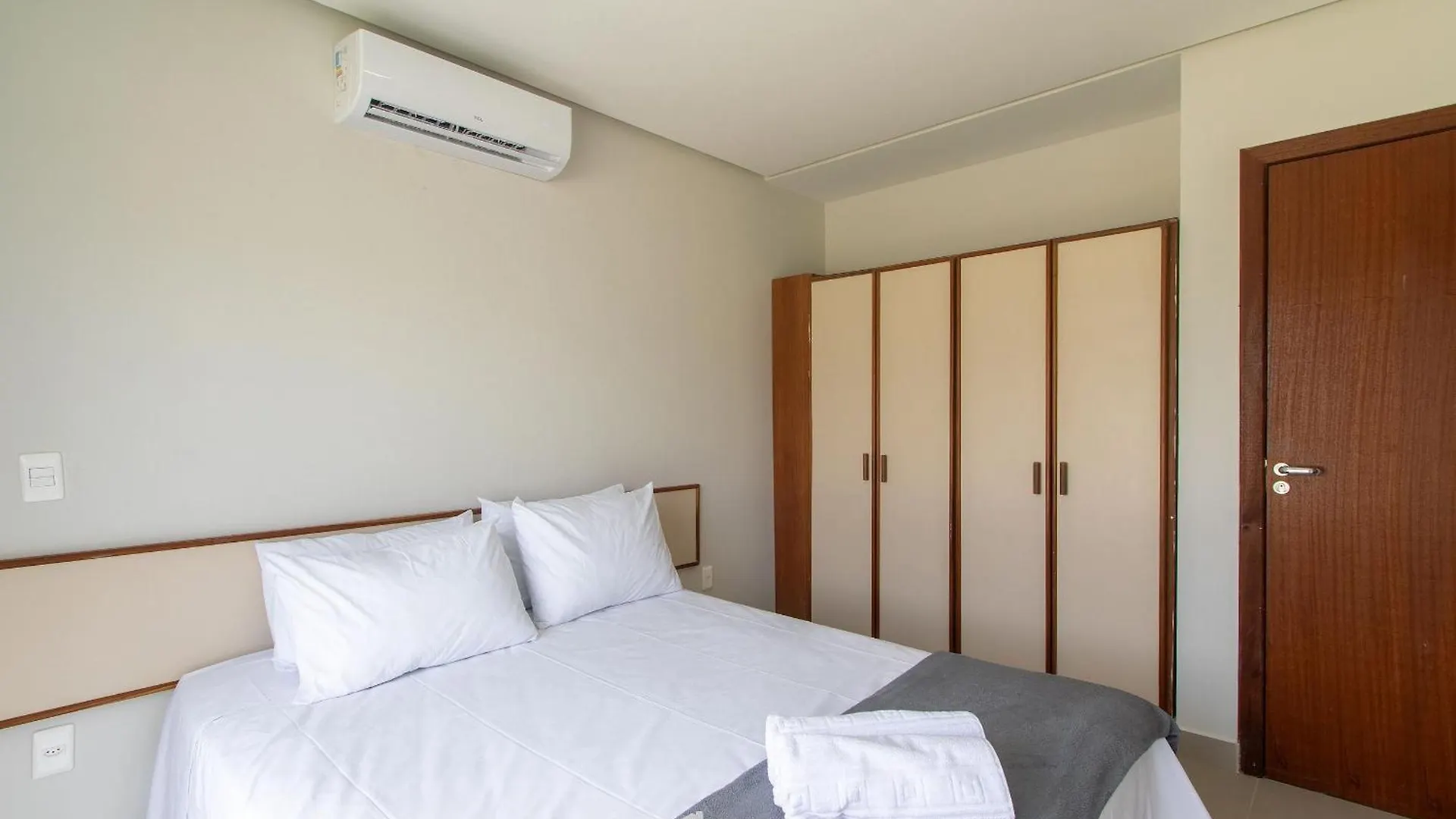 Apartamentos Prox. Da Praia Do Muta/Ba - Rfms Porto Seguro Apartman