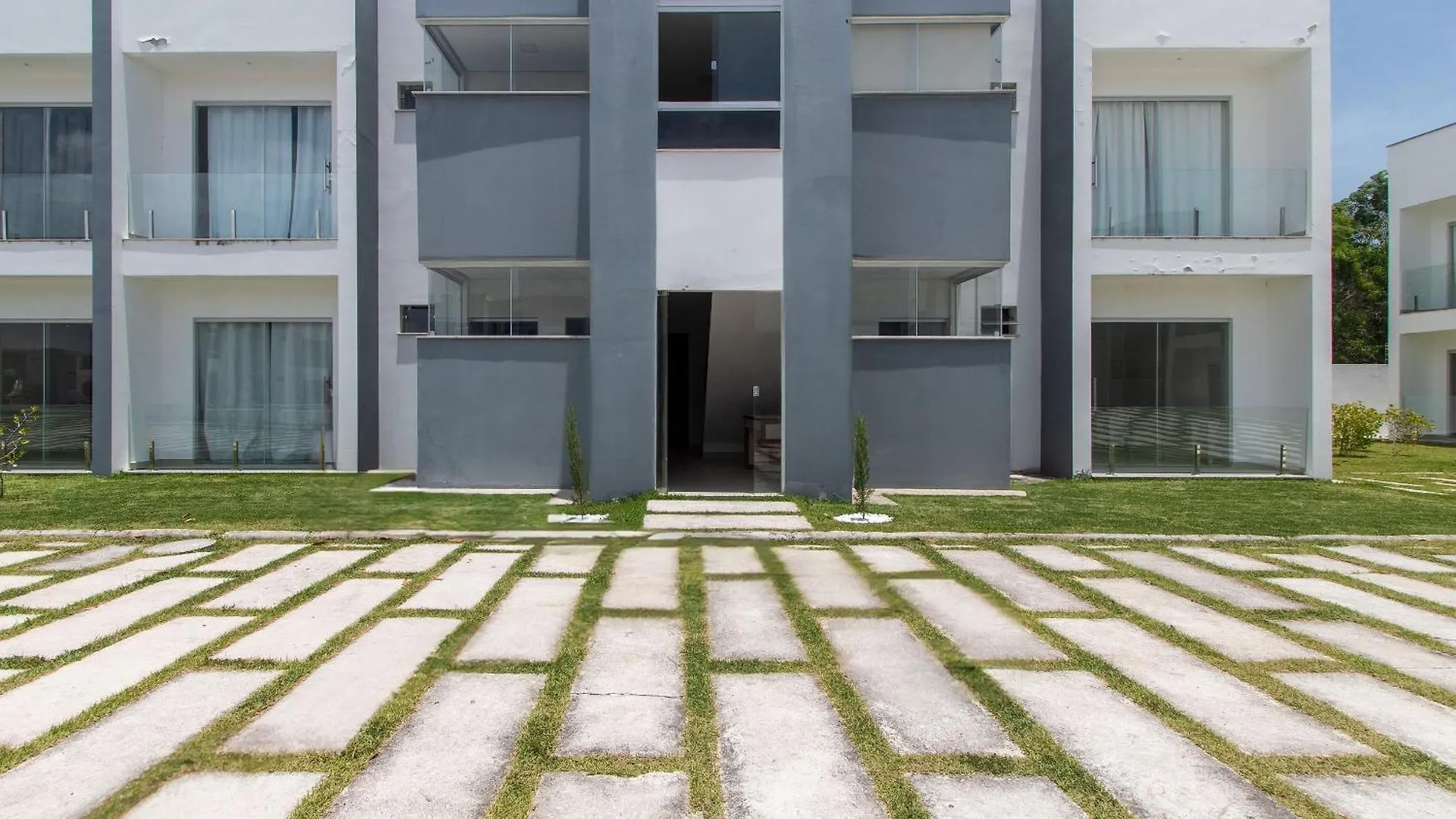Apartamentos Prox. Da Praia Do Muta/Ba - Rfms Porto Seguro