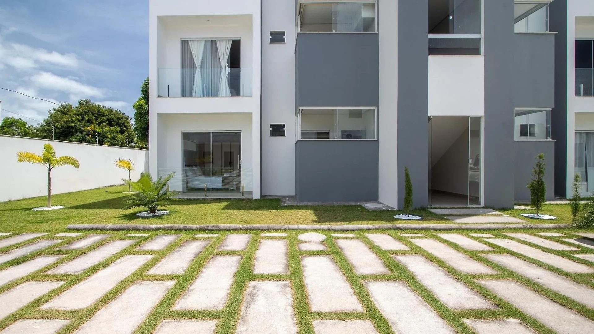 Apartamentos Prox. Da Praia Do Muta/Ba - Rfms Porto Seguro Daire